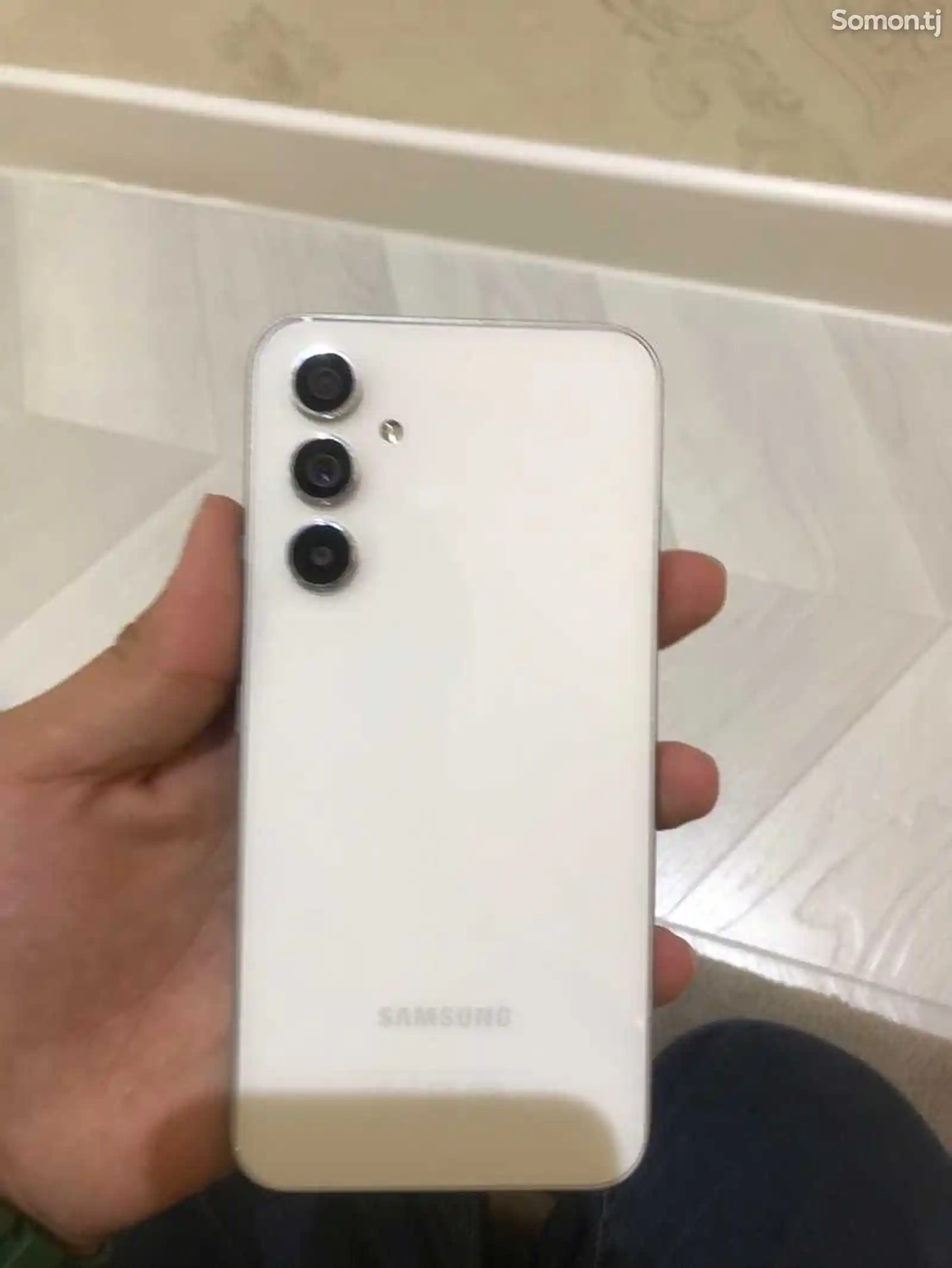 Samsung Galaxy A54-1