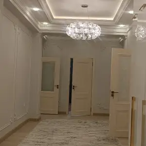 3-комн. квартира, 4 этаж, 98 м², 8мкр