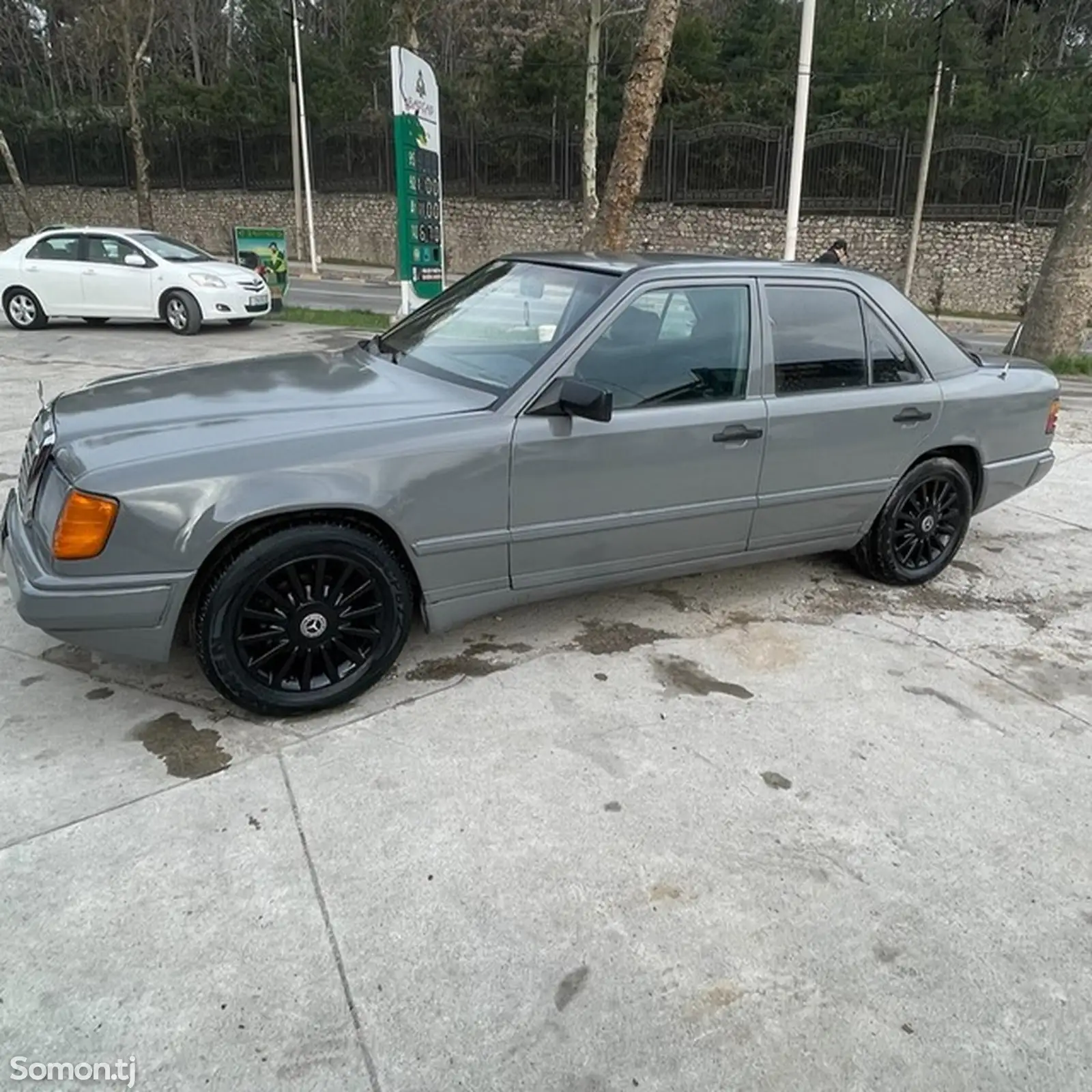 Mercedes-Benz W124, 1992-1