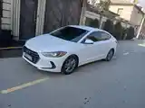 Hyundai Elantra, 2017-4