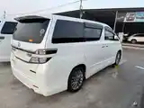 Toyota Vellfire, 2014-4