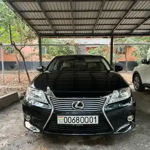 Lexus ES series, 2013