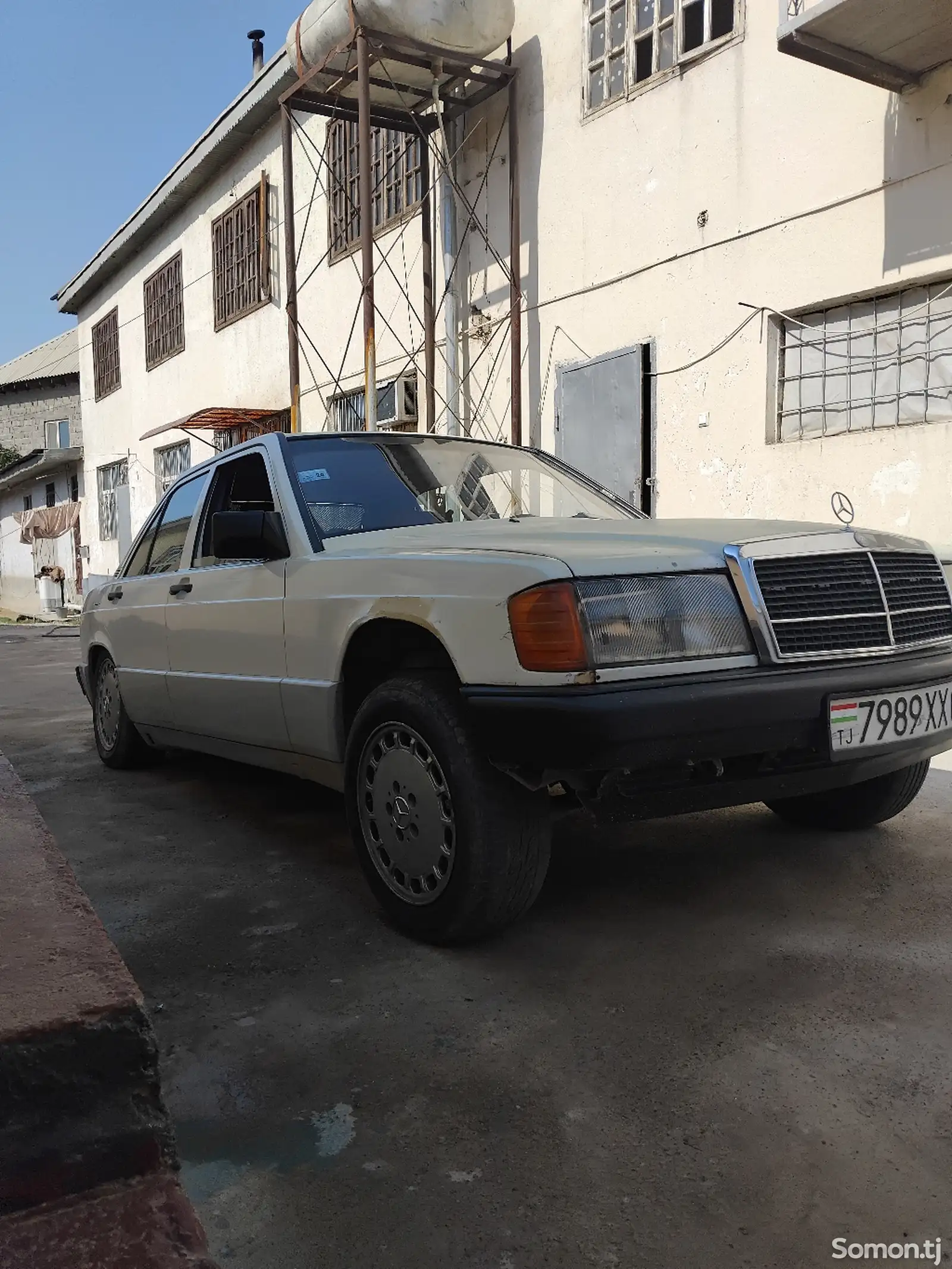 Mercedes-Benz W201, 1990-1