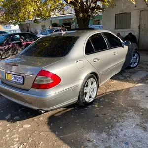 Mercedes-Benz Е class, 2008