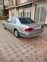 Mercedes-Benz E class, 2000-4