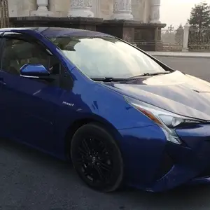 Toyota Prius, 2016