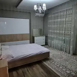 2-комн. квартира, 3 этаж, 90м², Сино