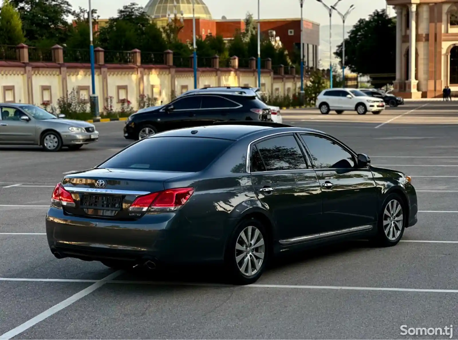 Toyota Avalon, 2011-6