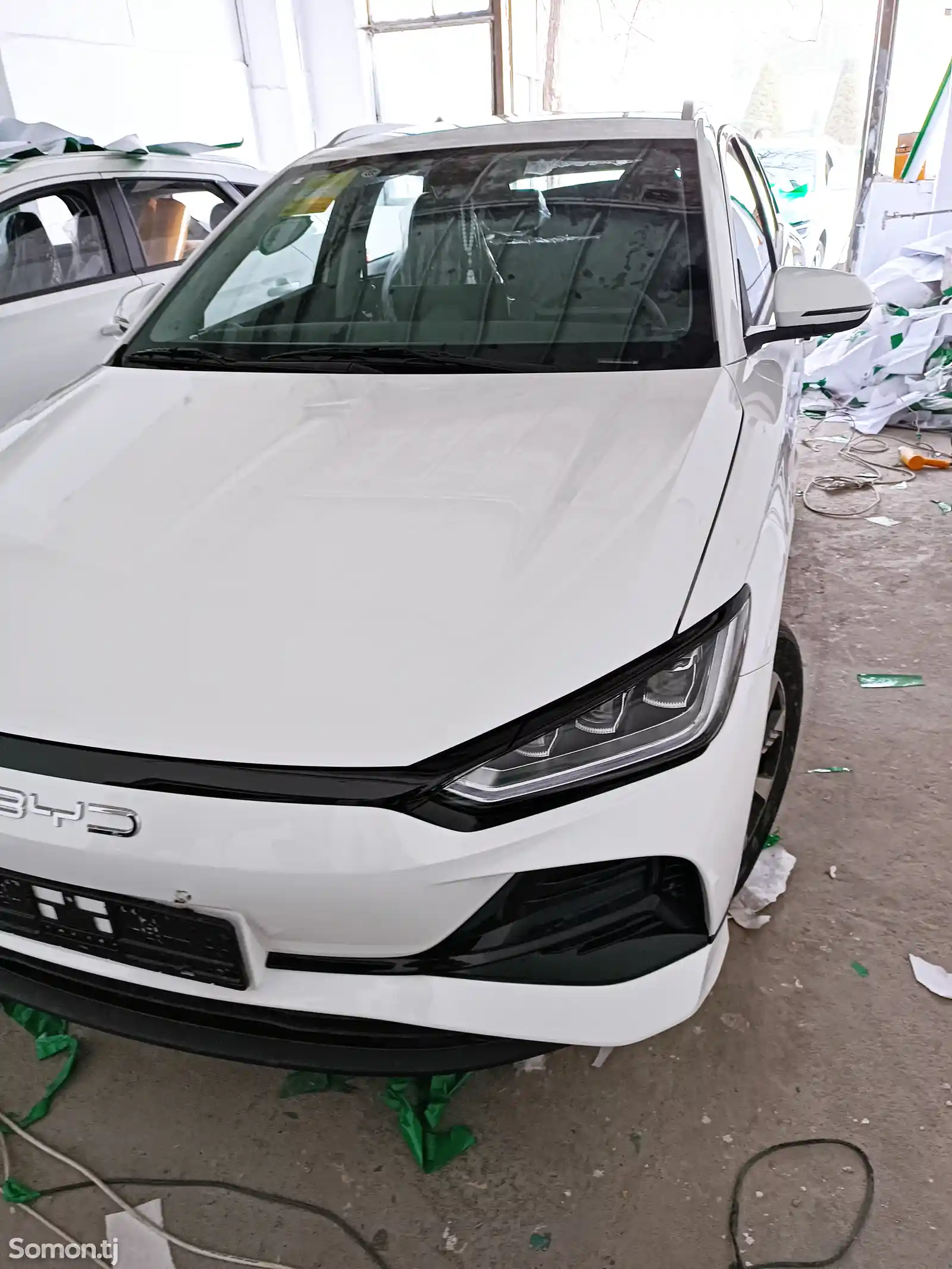 BYD E2, 2023-4