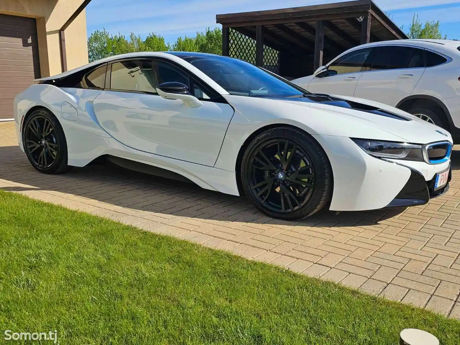 BMW i8, 2015-6