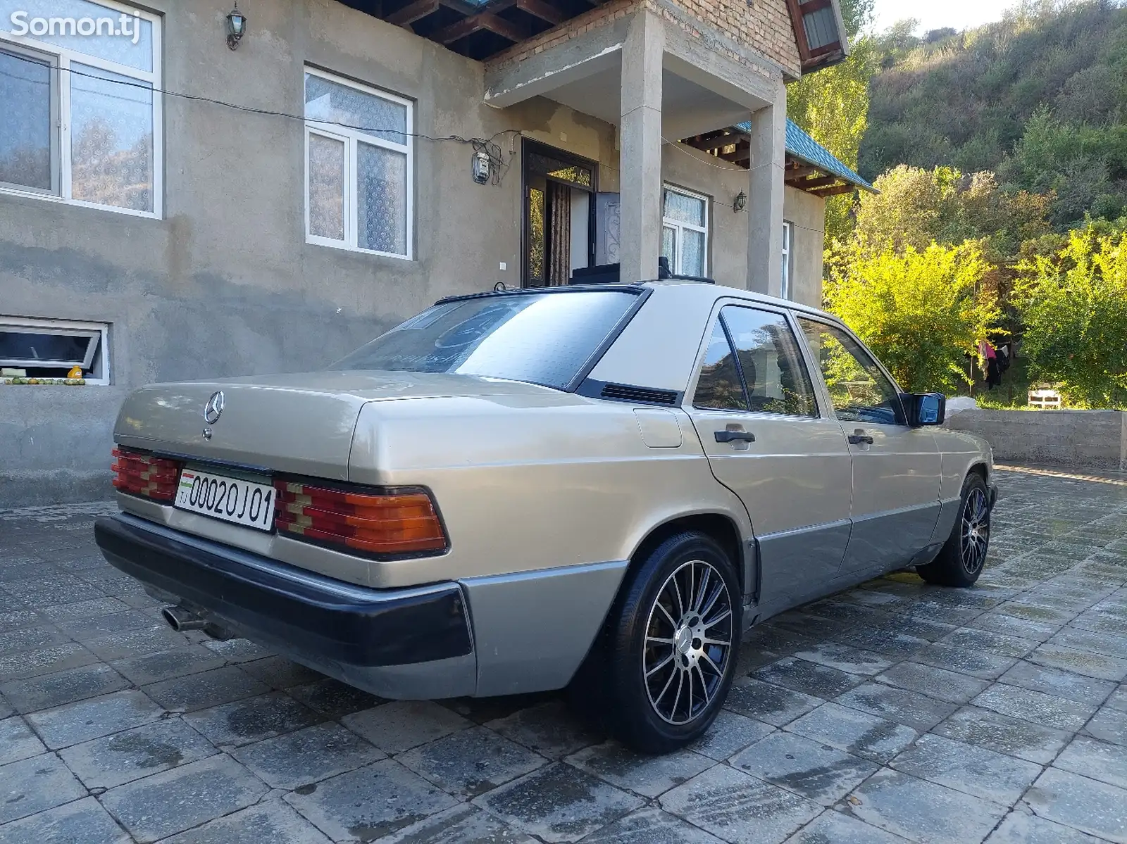 Mercedes-Benz W201, 1998-12