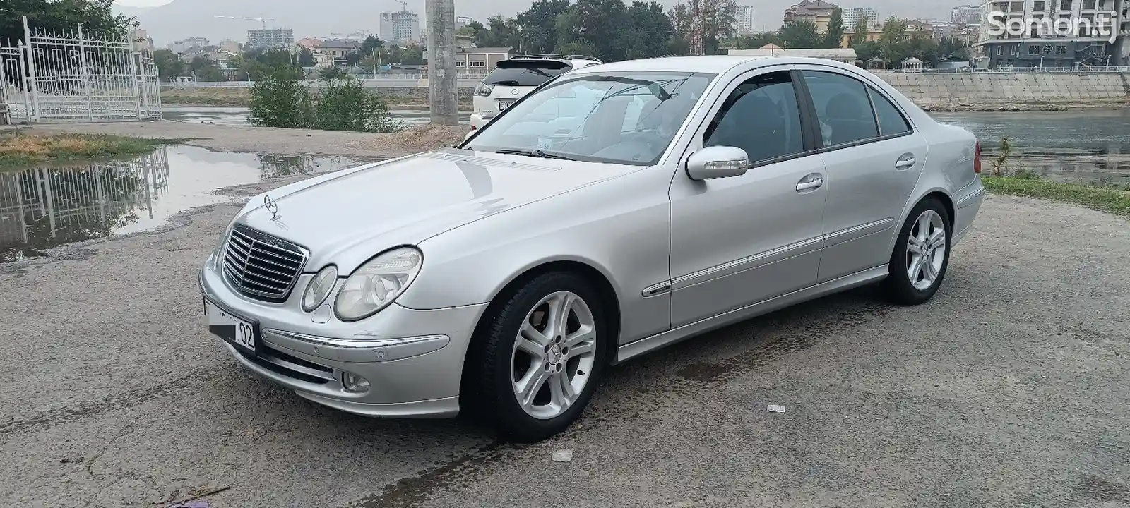 Mercedes-Benz E class, 2004-5