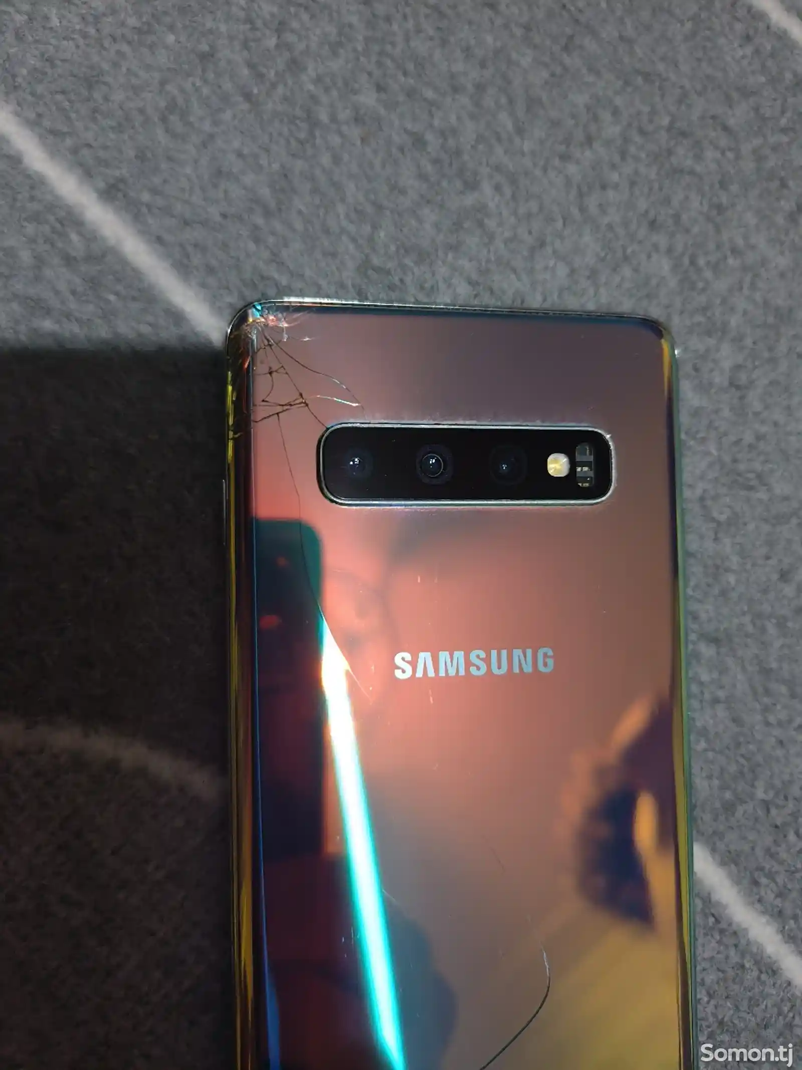 Samsung Galaxy S10-4