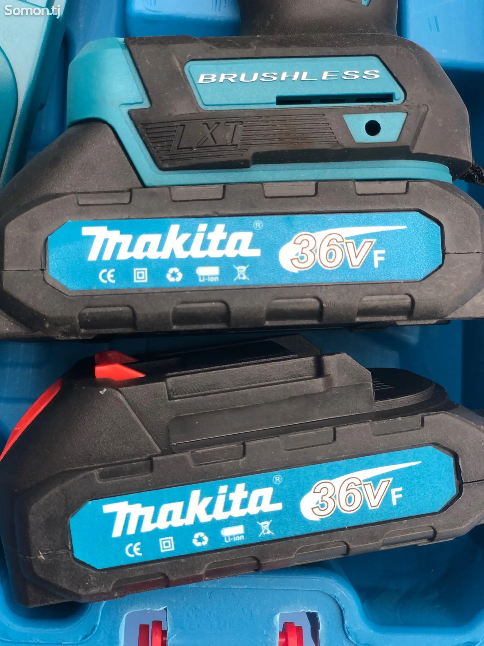 Шуруповерт Makita-3