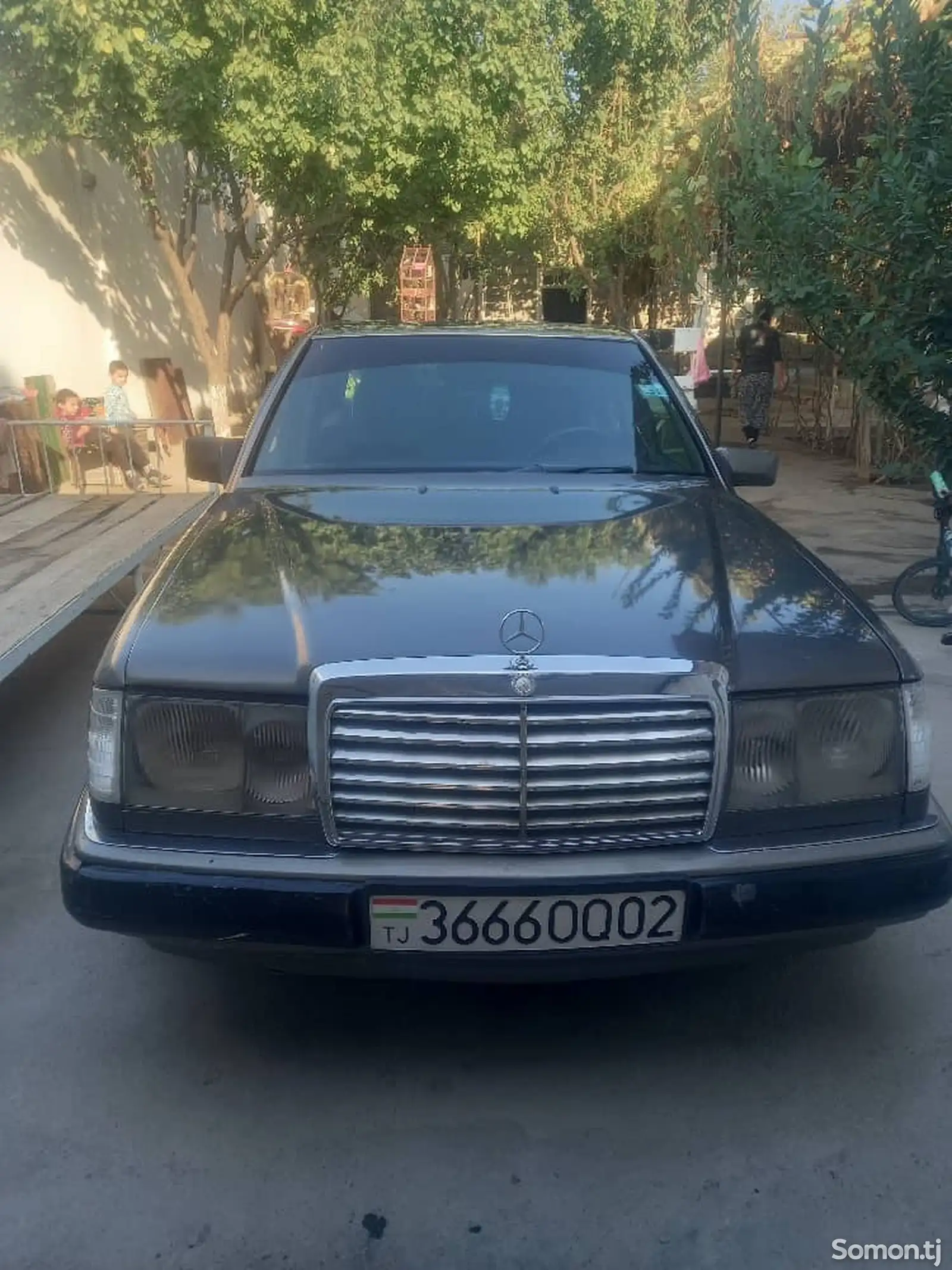 Mercedes-Benz W124, 1992-1