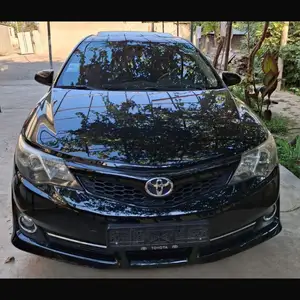 Toyota Camry, 2014