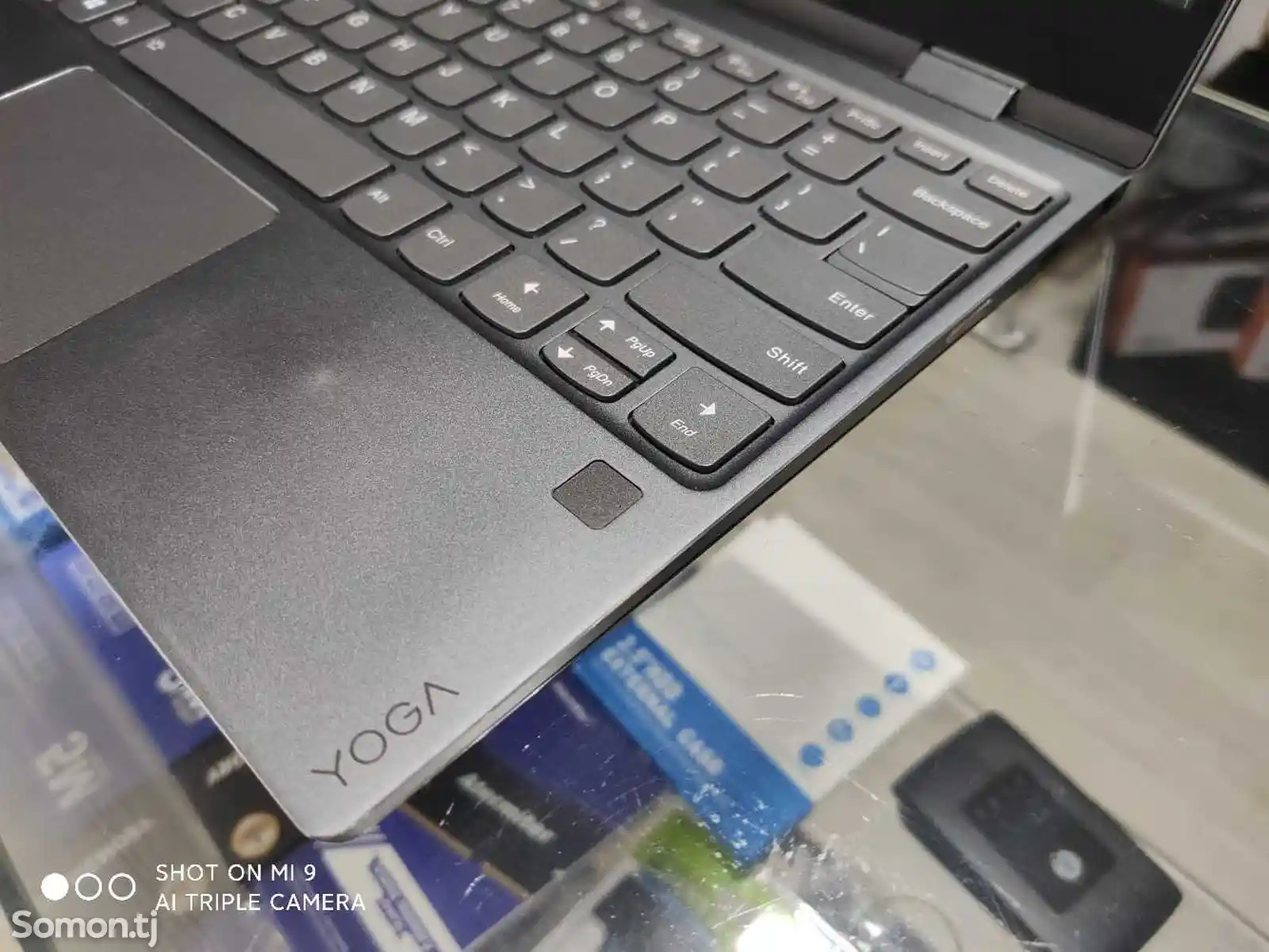 Ноутбук Lenovo Yoga core i5-7Gen-5