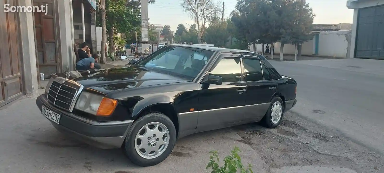 Mercedes-Benz W124, 1992-12