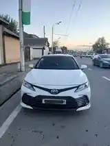 Toyota Camry, 2018-3