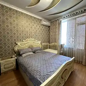 3-комн. квартира, 6 этаж, 84 м², 12 мкр