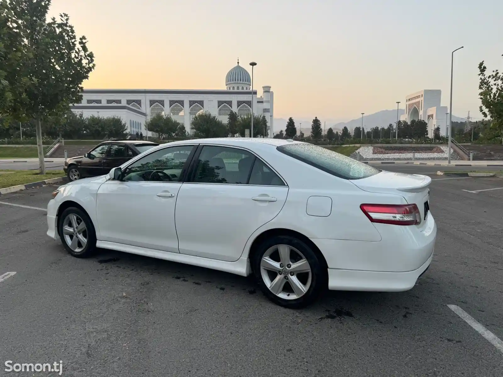 Toyota Camry, 2011-8