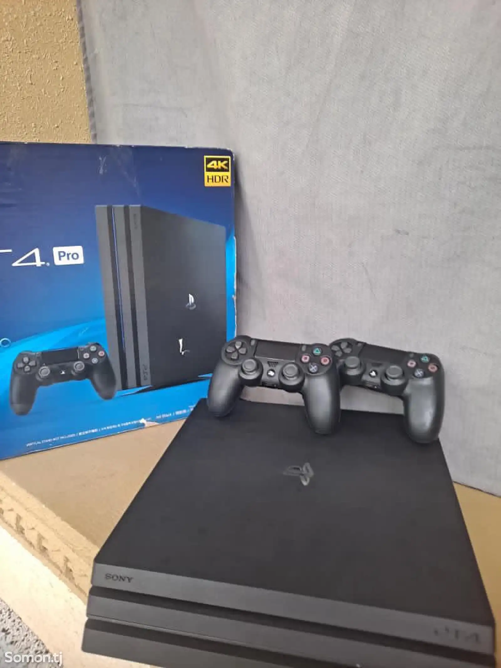 Игровая приставка PlayStation 4 Pro