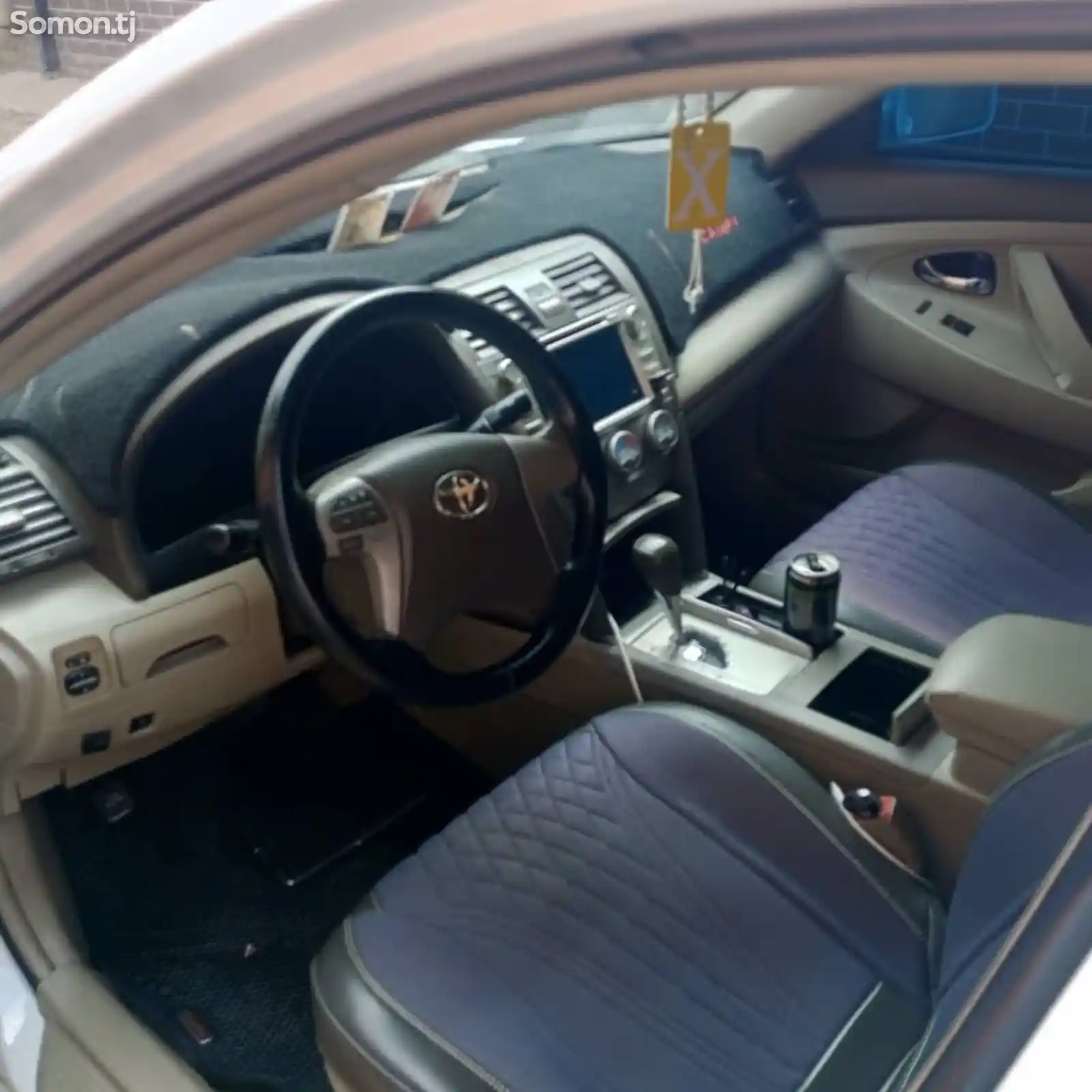 Toyota Camry, 2011-5