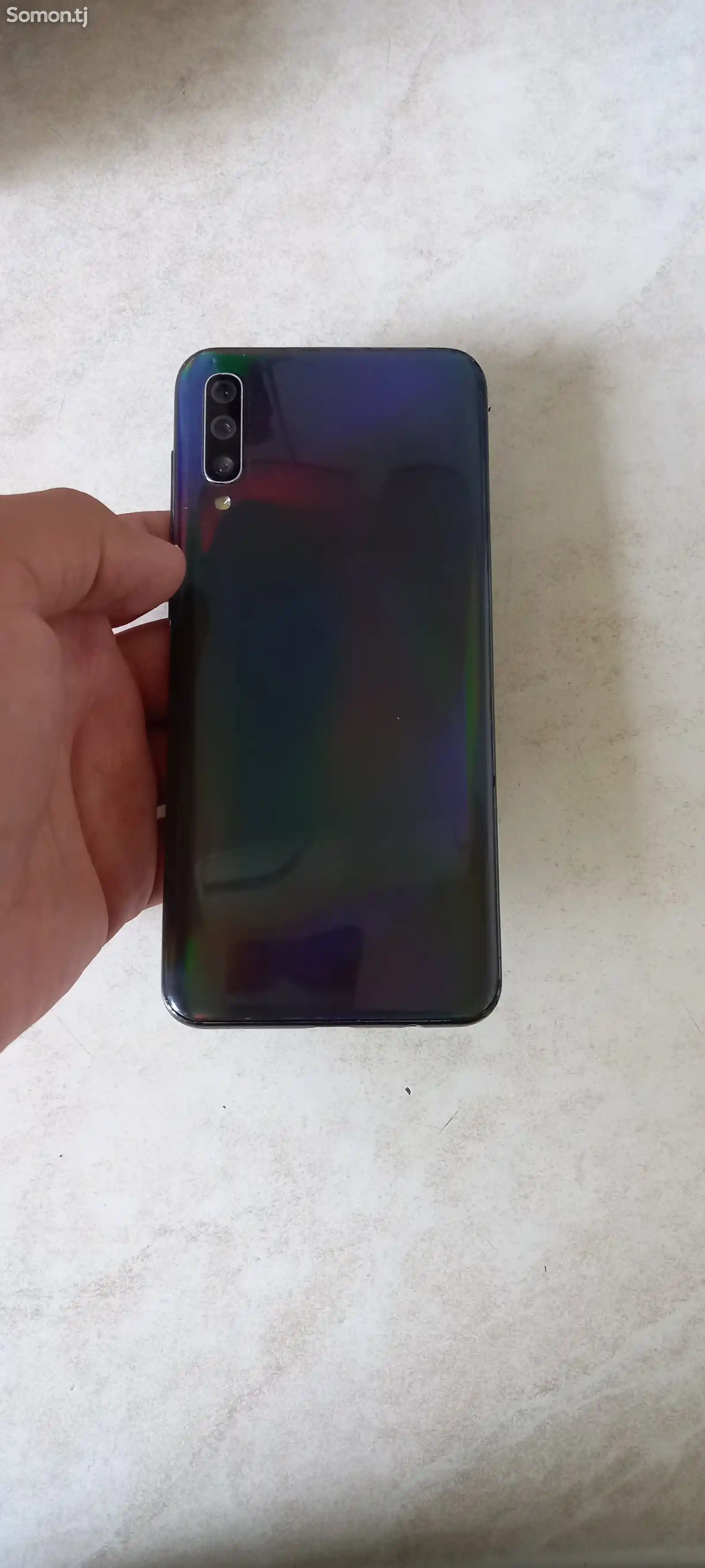 Samsung Galaxy A50-3