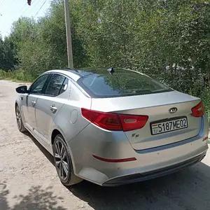 Kia K5, 2014