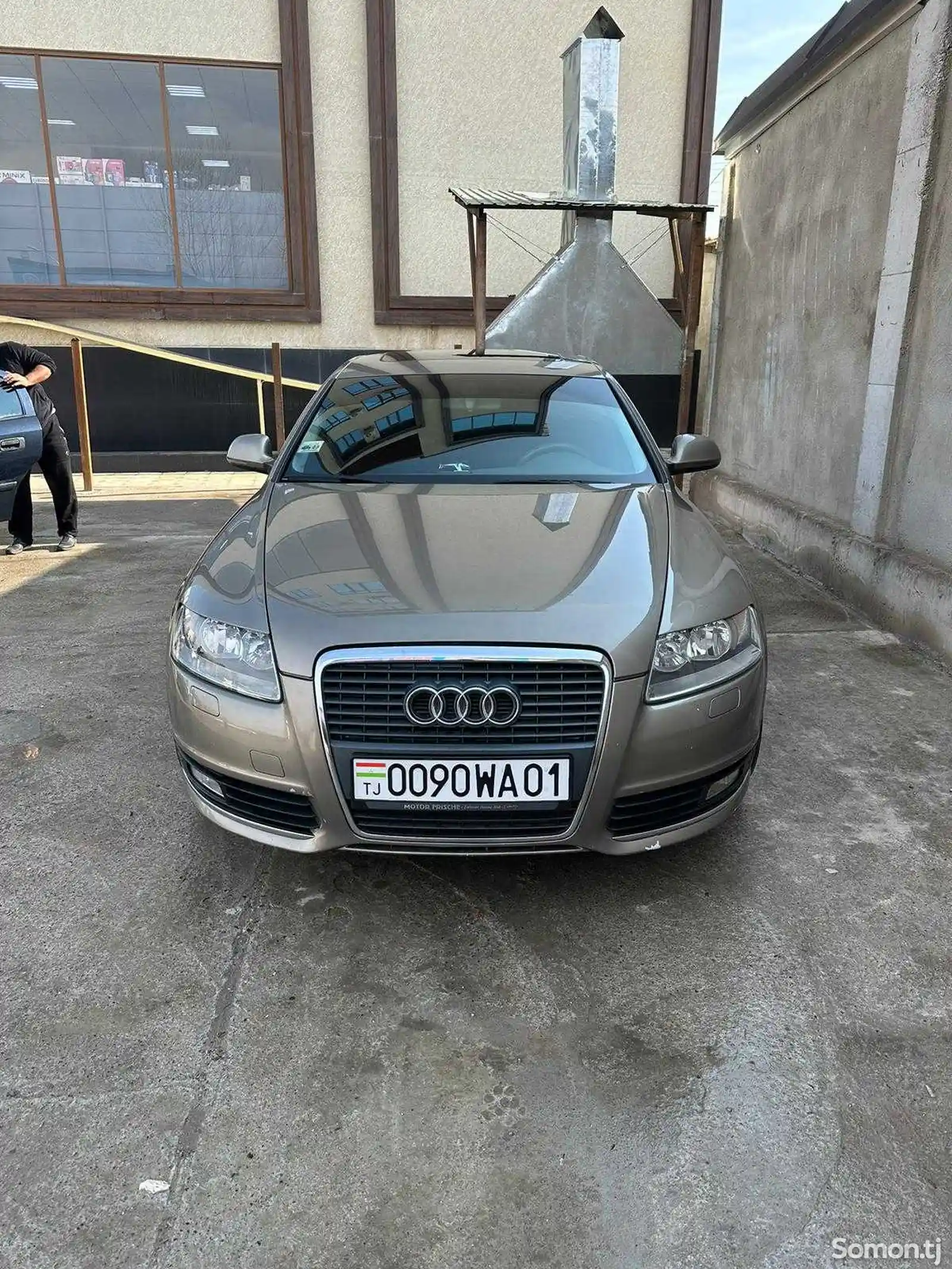 Audi A6, 2010-1