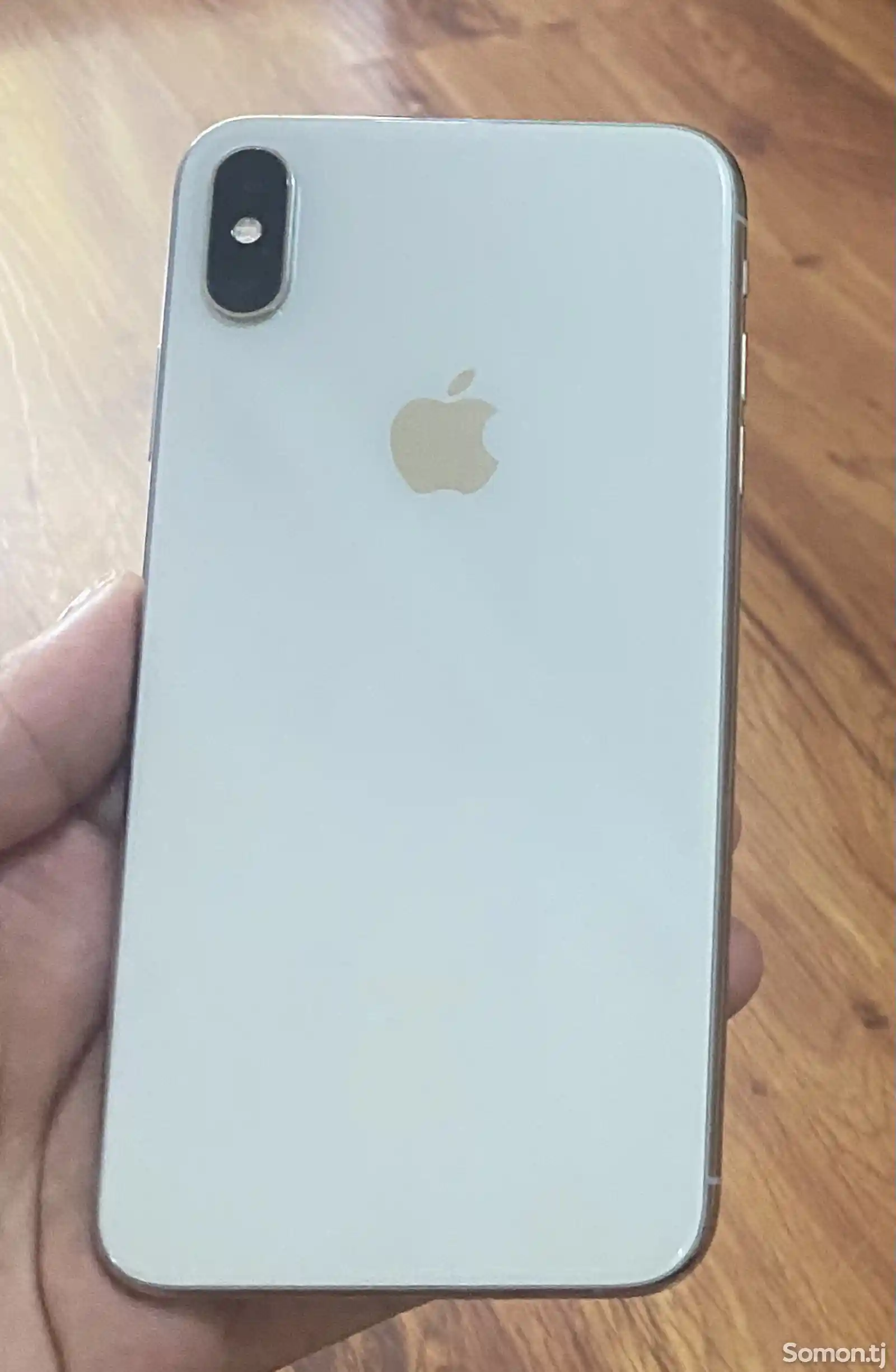 Apple iPhone Xs Max,Silver-3