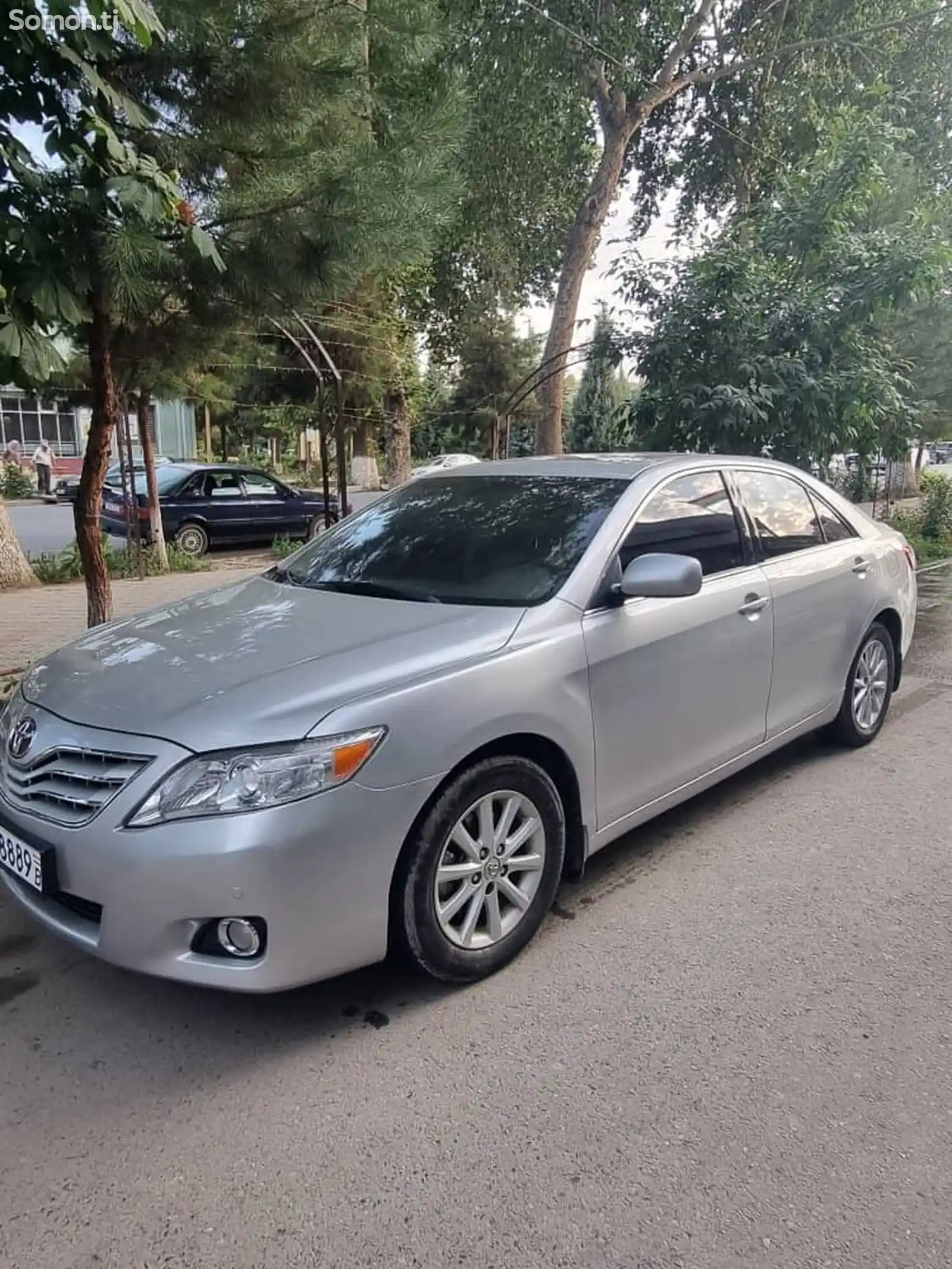 Toyota Camry, 2011-1