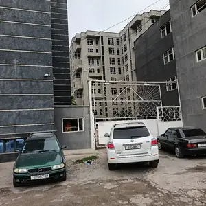 1-комн. квартира, 8 этаж, 60 м², 33 мкр