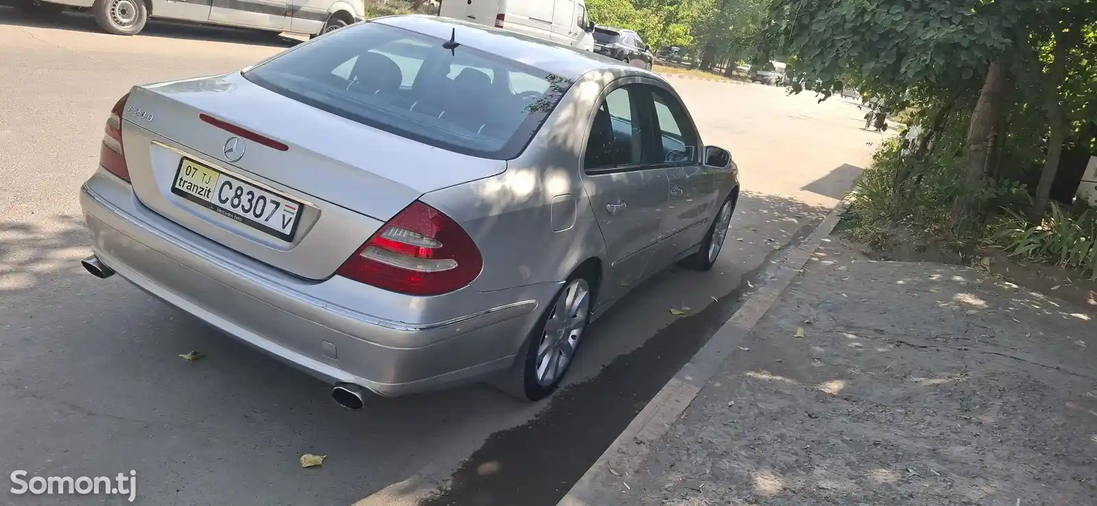 Mercedes-Benz E class, 2002-4