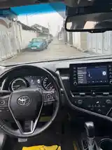 Toyota Camry, 2018-5