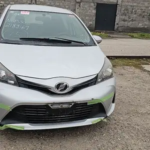 Toyota Vitz, 2014