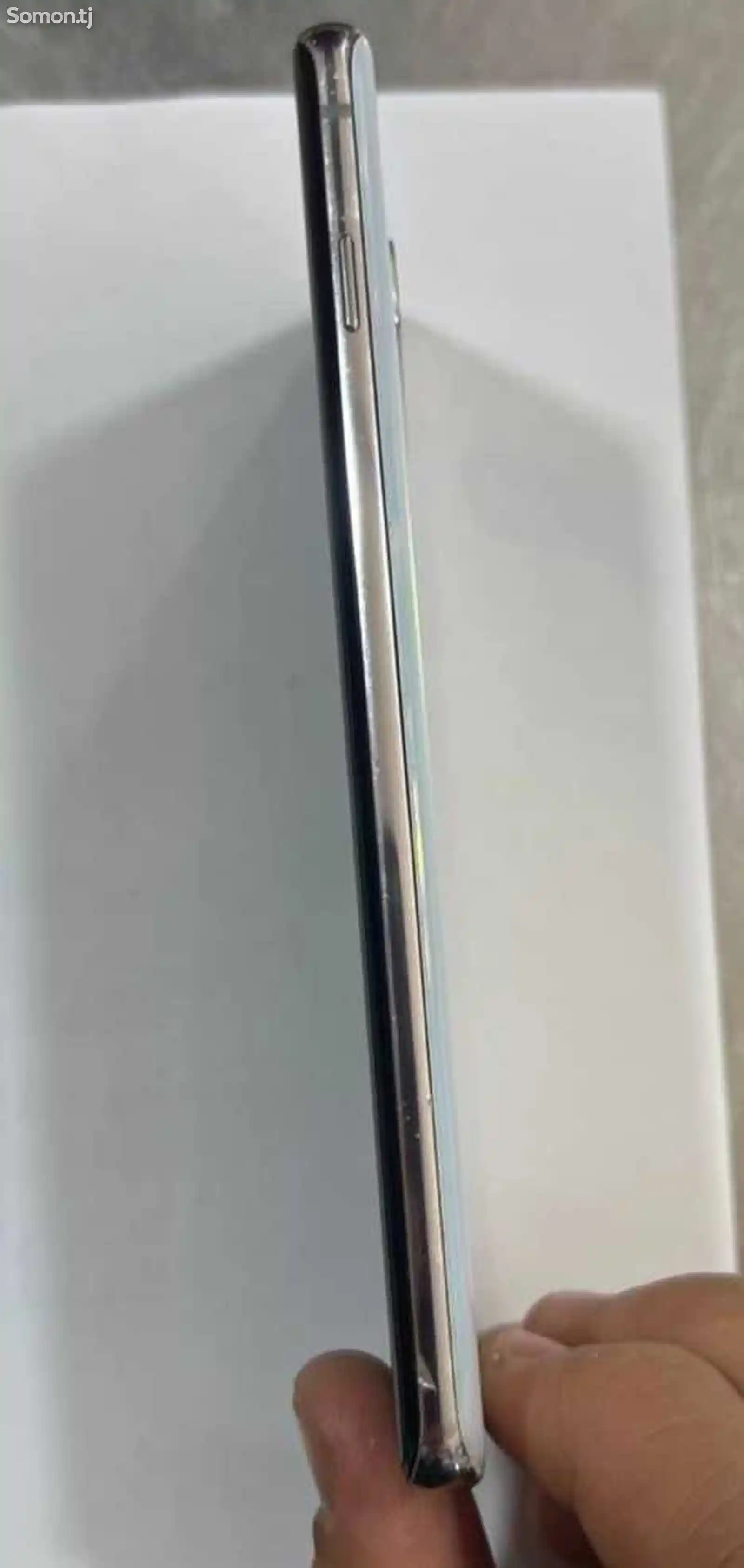 Samsung Galaxy S10-2