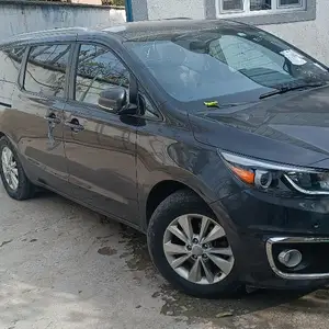 Kia Sedona, 2016