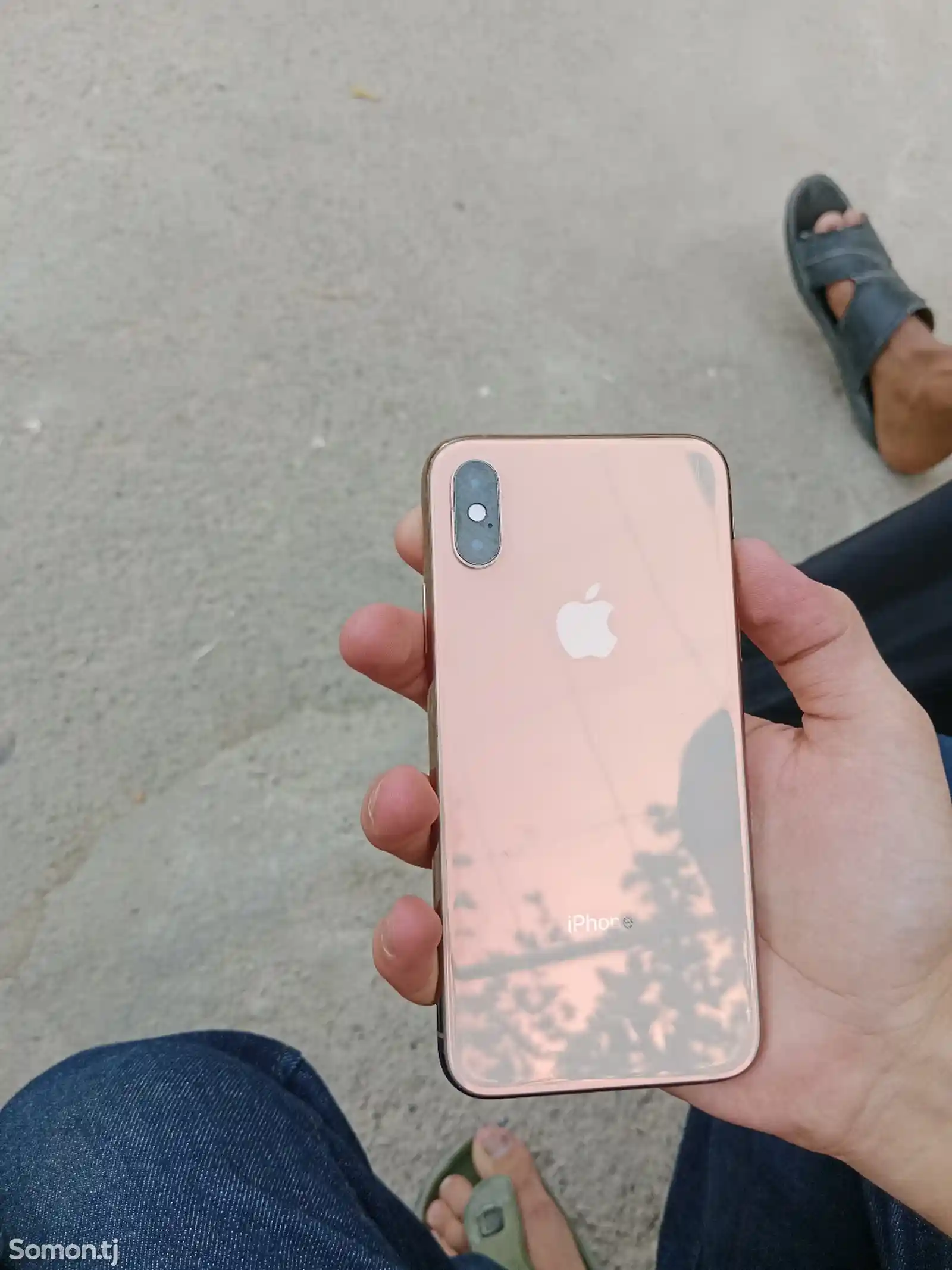 Apple iPhone Xs, 64 gb, Gold-3