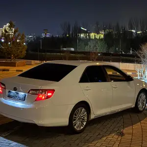 Toyota Camry, 2014