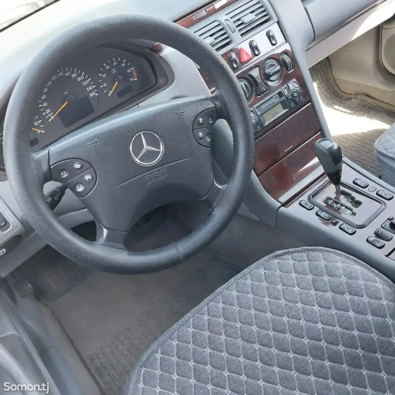 Mercedes-Benz E class, 2001-4