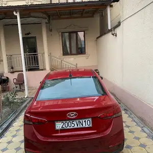 Hyundai Elantra, 2019