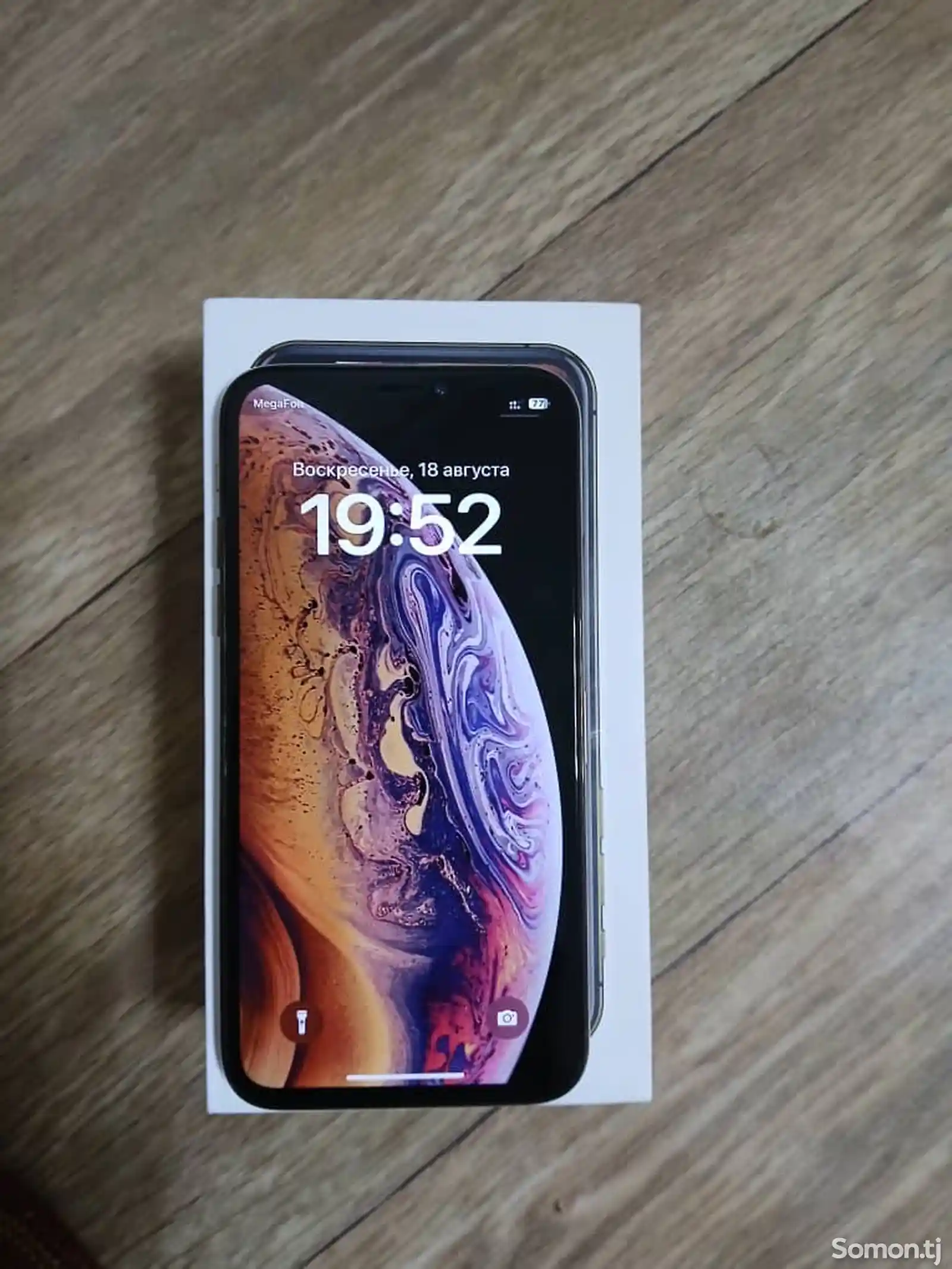 Apple iPhone Xs, 64 gb, Gold-1