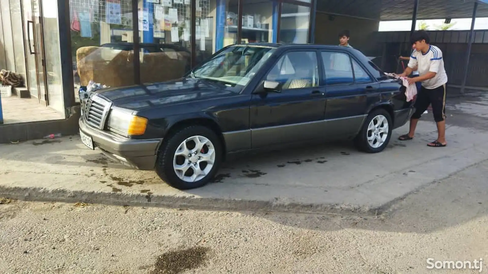 Mercedes-Benz W201, 1992-1