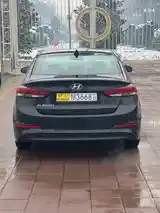 Hyundai Elantra, 2017-2