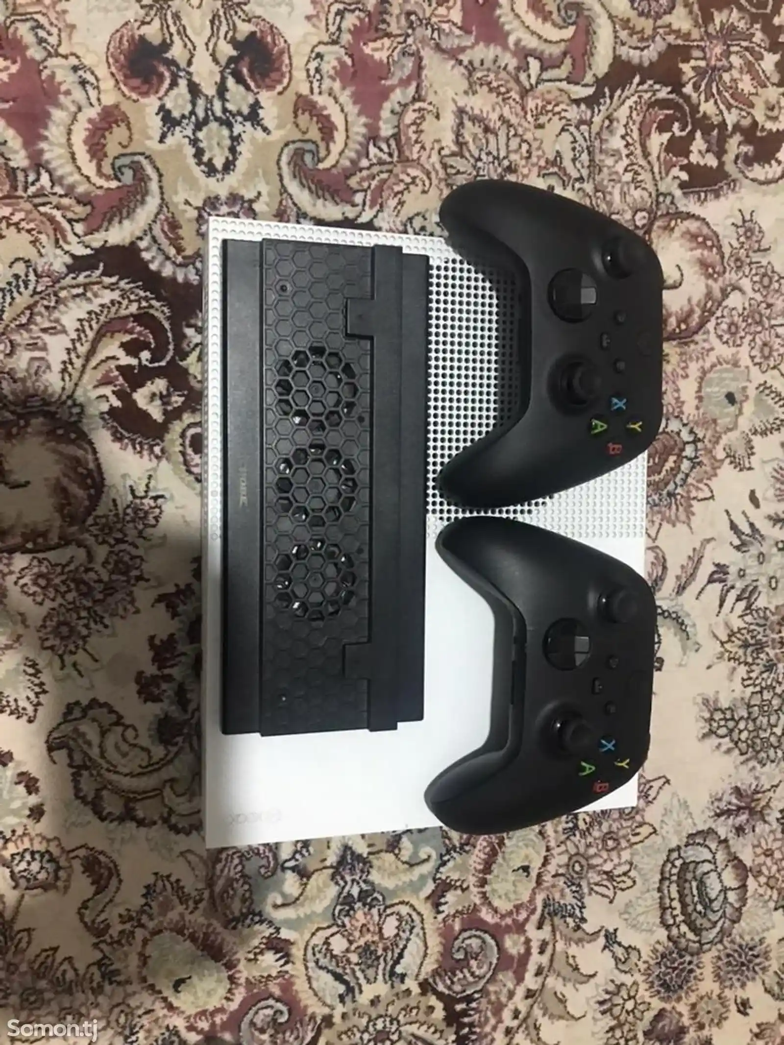 Игровая приставка XBox one s-2