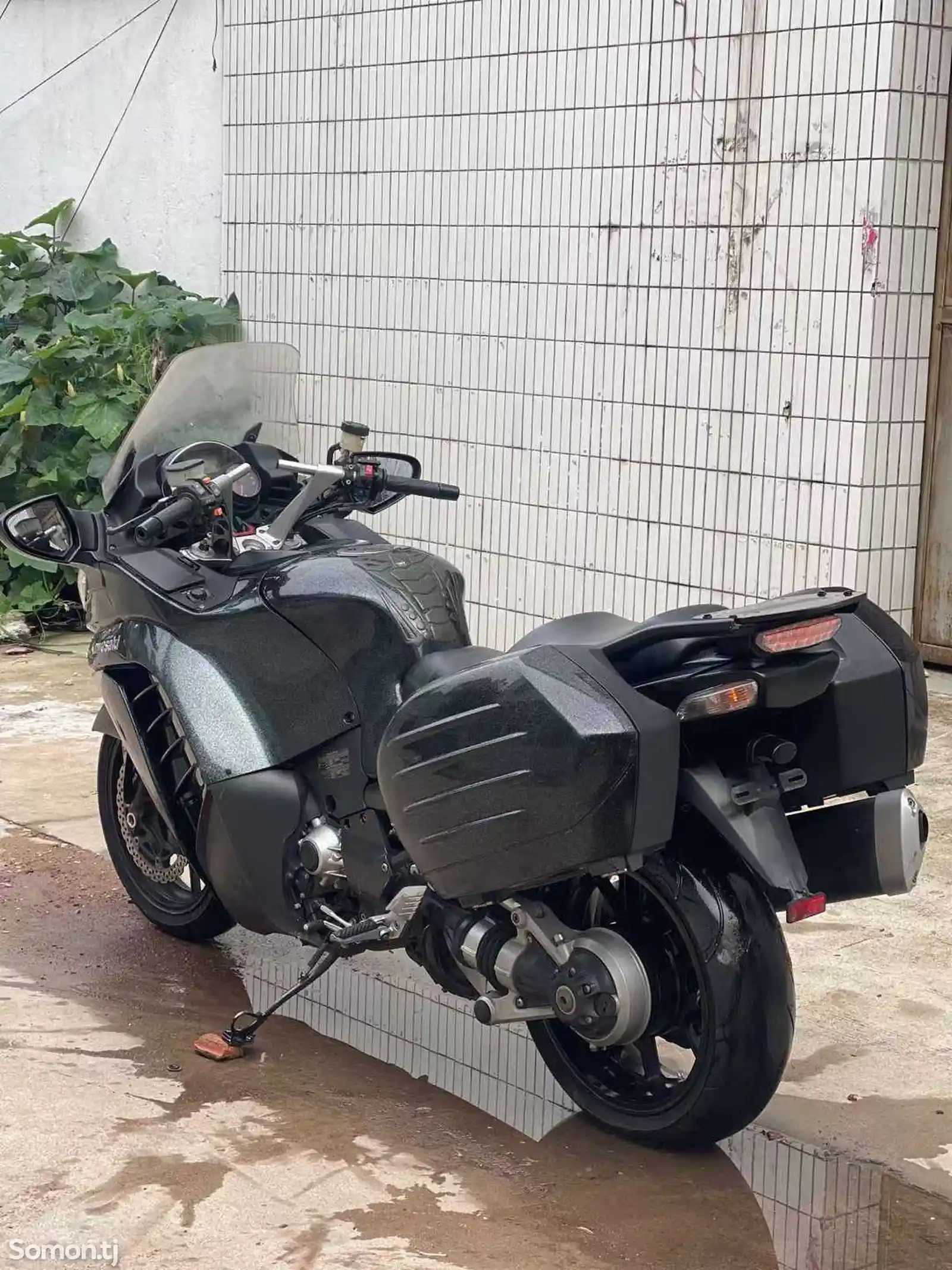 Мотоцикл Kawasaki GTR 1400cc ABS на заказ-5
