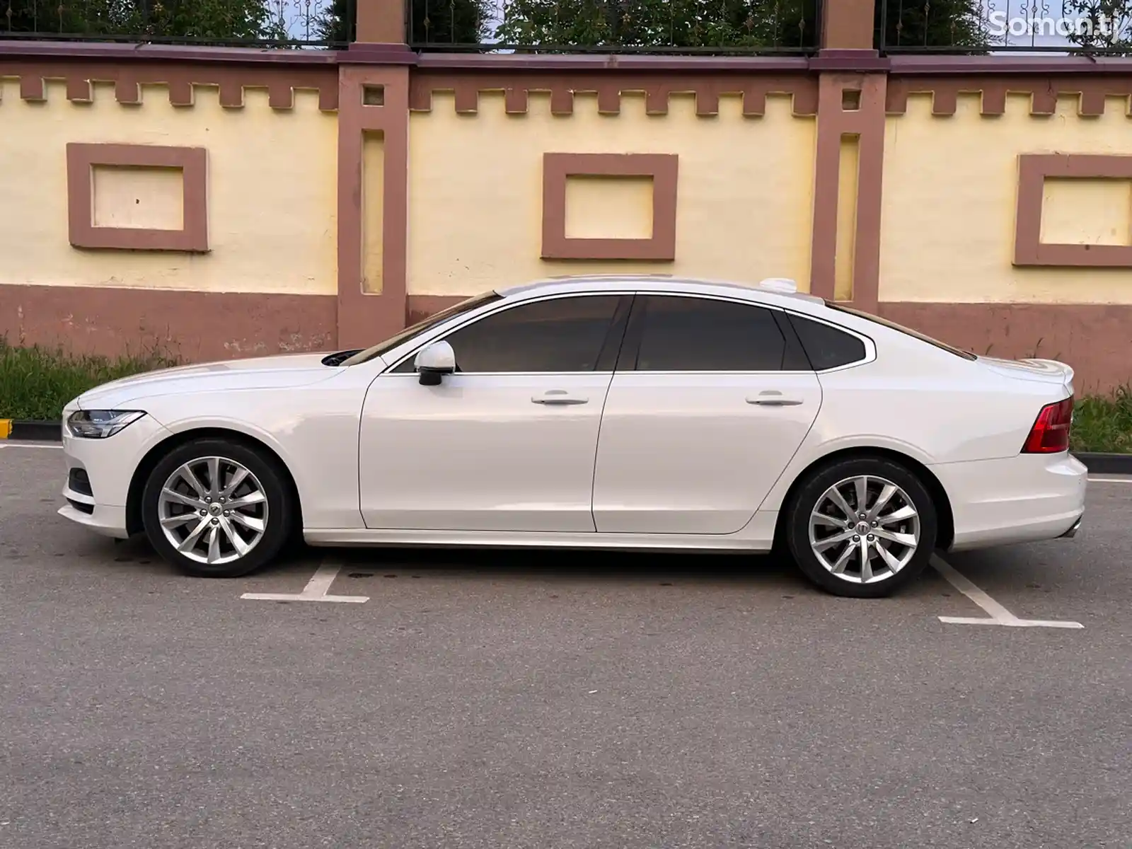 Volvo S90, 2019-3