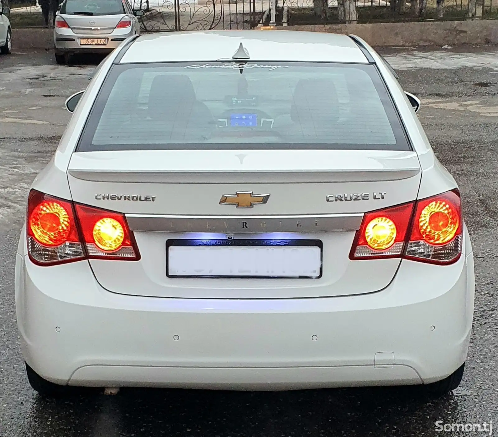 Chevrolet Cruze, 2010-1