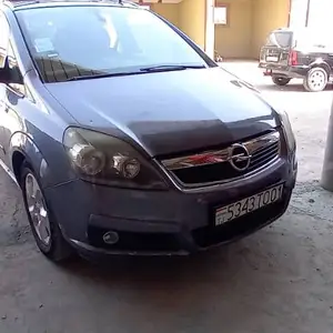 Opel Zafira, 2008